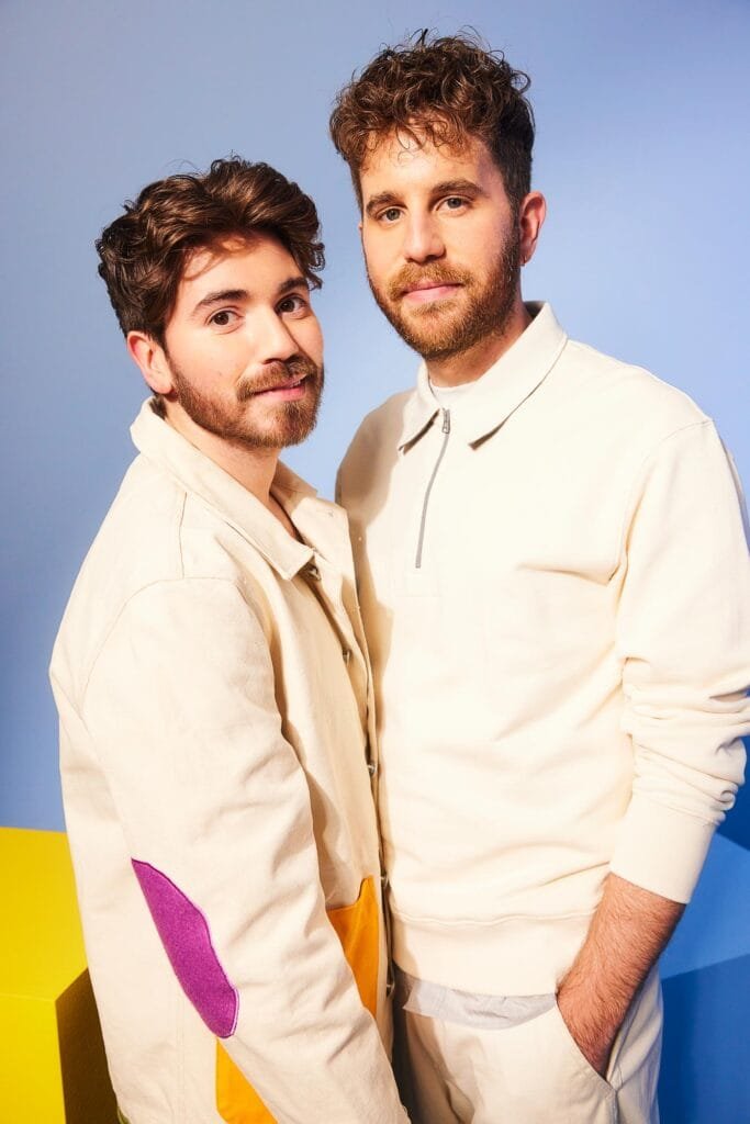 Ben Platt and Noah Galvin Are Married After 4 Years of Dating 560 0qJlvu