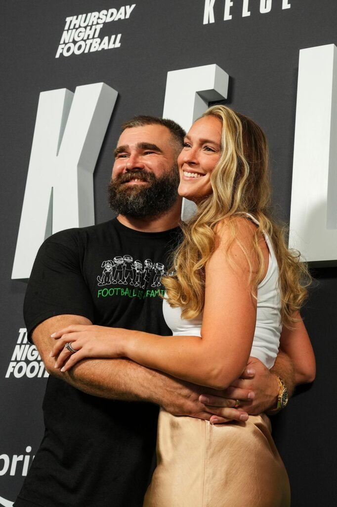 Jason Kelce Jokes That Embarrassing Wife Kylie Kelce Is One of the Great Joys in My Life 2 kogWM1