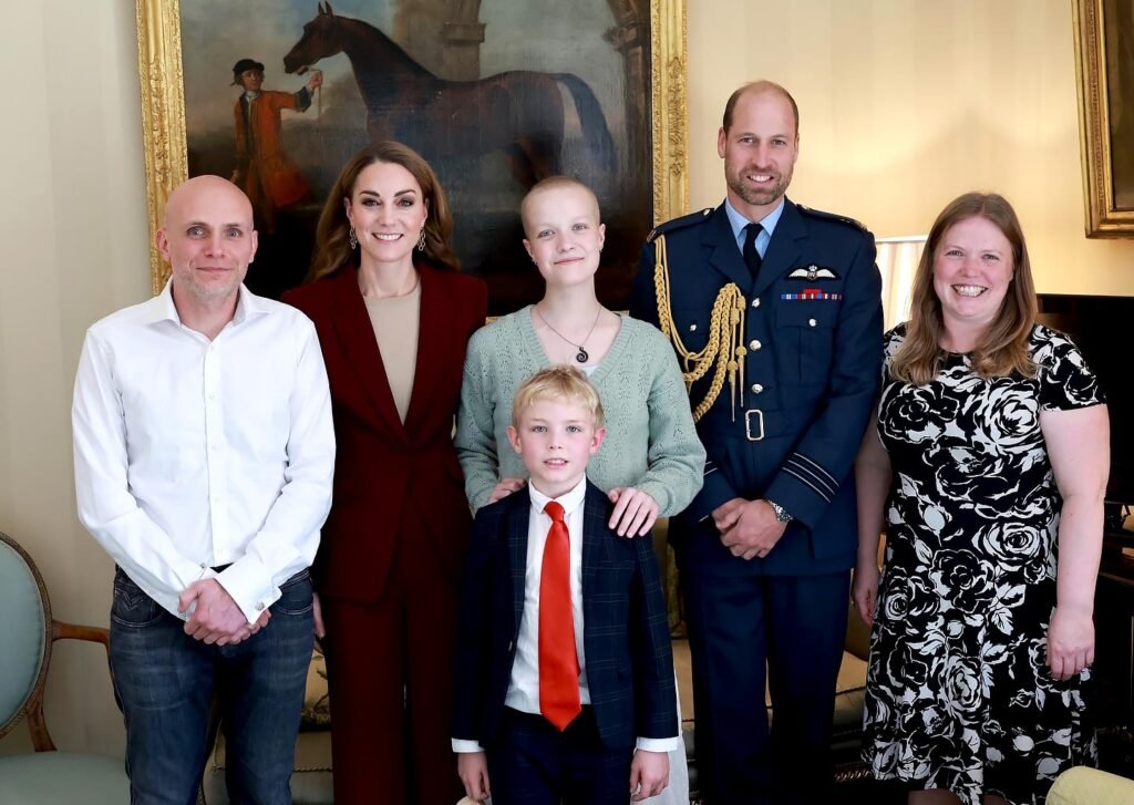 Kate Middleton and Prince William Have Joint Appearance After She Finished Chemo 1 FUCV5g