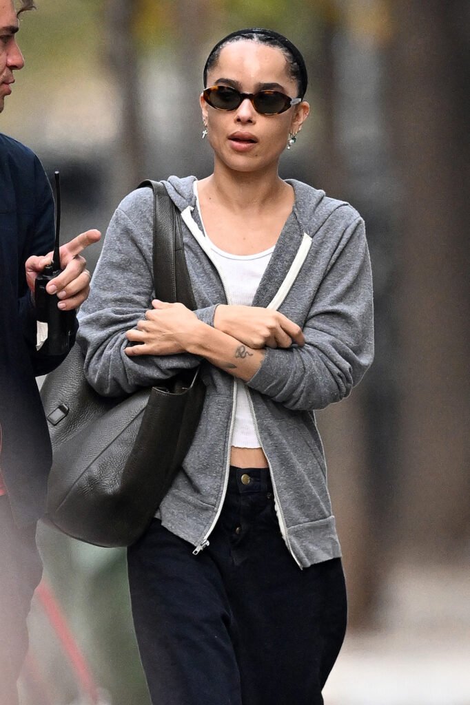 Zoe Kravitz Hides Ring Finger Following Split From Channing Tatum 01 2024 l2tzrG