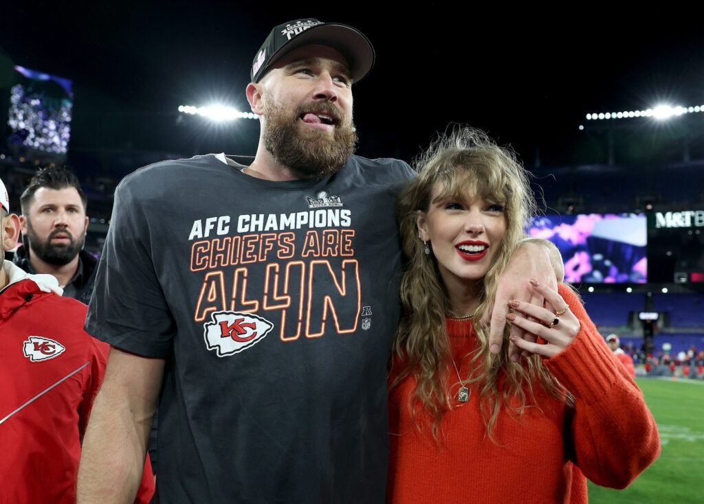 kelce swift QZIfzq